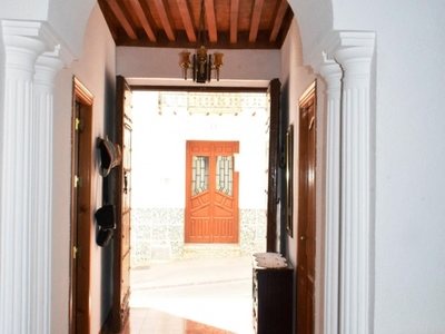 Casa adosada en venta en Benamargosa, Malaga