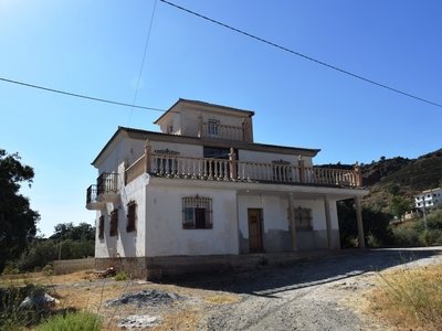 Villa en venta en Comares, Malaga
