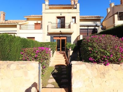 Casa adosada en venta en Algorfa, Alicante