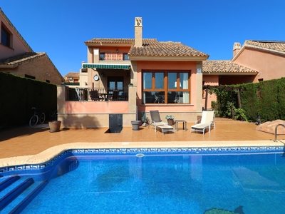 Villa for sale in Algorfa, Alicante