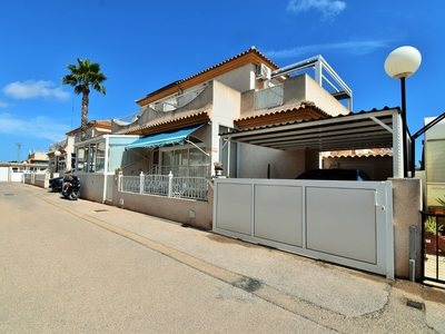 Villa te koop in Urbanizacion los Balcones, Alicante