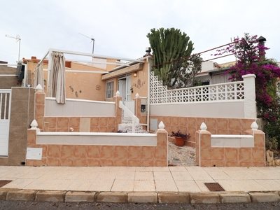 Villa en venta en Guardamar del Segura, Alicante