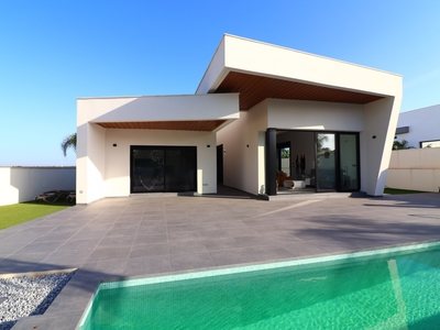 Villa en venta en Formentera de Segura, Alicante