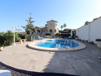 Villa te koop in Algorfa, Alicante