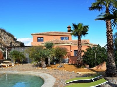 Villa en venta en Los Gallardos, Almeria