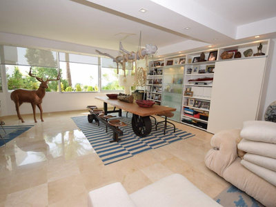 Apartment for sale in Estepona, Malaga