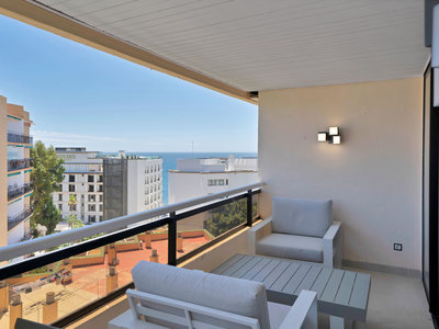 Apartamento en venta en Marbella, Malaga