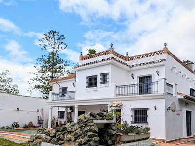 Villa te koop in Marbella, Malaga