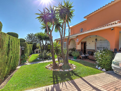 Villa zum verkauf in Mijas, Malaga