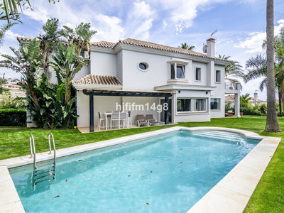 Villa for sale in Marbella, Malaga