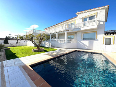 Villa zum verkauf in Mijas, Malaga