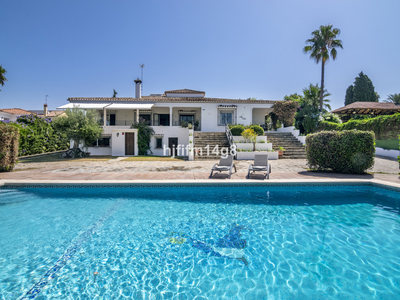 Villa for sale in Marbella, Malaga