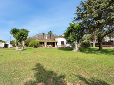 Villa for sale in Marbella, Malaga