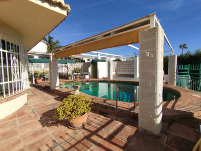 Villa en venta en Mijas, Malaga