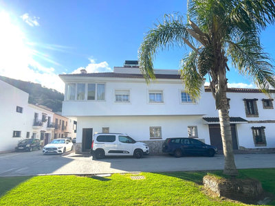 Duplex/Townhouse te koop in Casares, Malaga