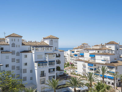 Apartment for sale in Marbella, Malaga