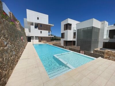 Appartement te koop in Urbanizacion los Balcones, Alicante