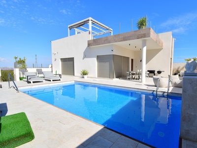 Villa zum verkauf in Urbanizacion los Balcones, Alicante