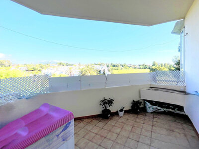 Apartamento en venta en Estepona, Malaga