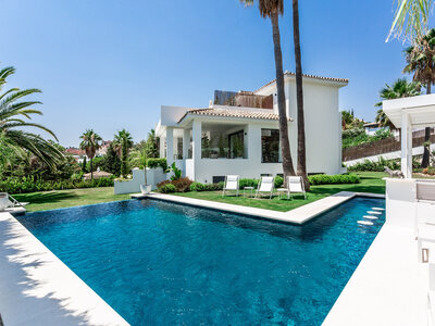 Villa for sale in Marbella, Malaga