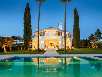 Villa zum verkauf in Marbella, Malaga