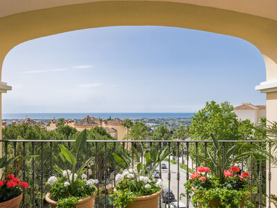 Apartment for sale in Benahavis, Malaga
