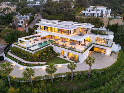 Villa zum verkauf in Benahavis, Malaga