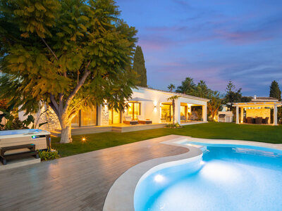 Villa te koop in Marbella, Malaga