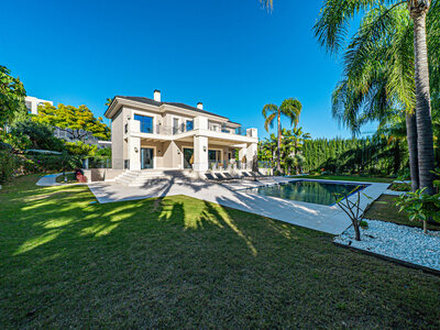 Villa te koop in Malaga, Malaga