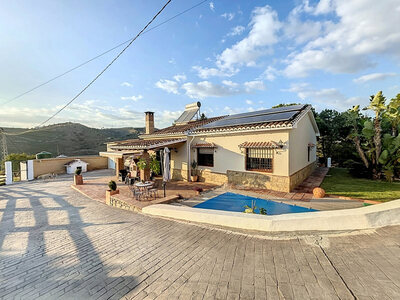 Cortijo/Finca te koop in Torrox, Malaga