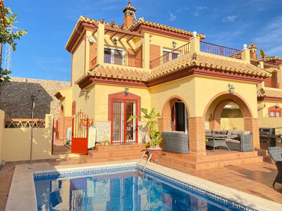 Casa adosada en venta en Torrox, Malaga