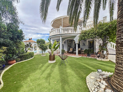 Villa zum verkauf in Velez-Malaga, Malaga