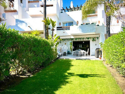Duplex/Maison à vendre en Estepona, Malaga