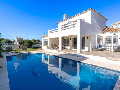 Villa zum verkauf in Marbella, Malaga