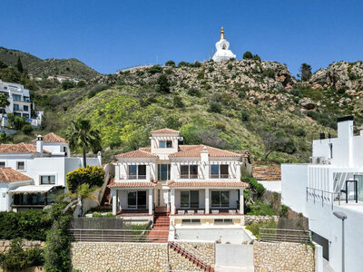 Villa en venta en Benalmadena, Malaga