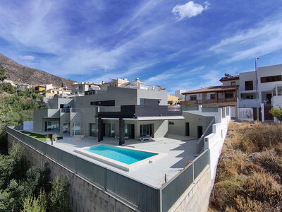 Villa zum verkauf in Benalmadena, Malaga