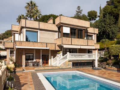 Villa zum verkauf in Malaga, Malaga