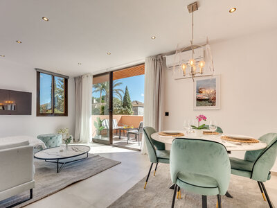 Apartment for sale in Estepona, Malaga