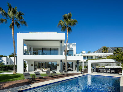 Villa te koop in Marbella, Malaga