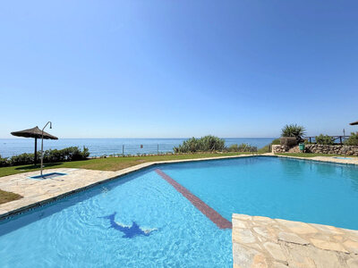 Duplex/Townhouse te koop in Estepona, Malaga