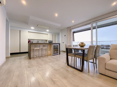 Appartement te koop in Malaga, Malaga