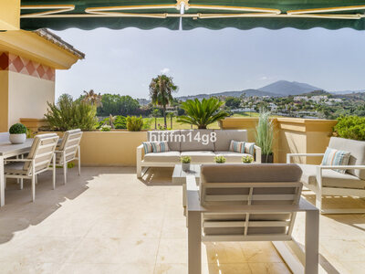 Apartment for sale in Marbella, Malaga