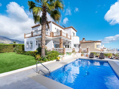 Villa for sale in Mijas, Malaga