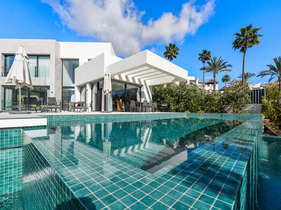 Villa for sale in Benahavis, Malaga