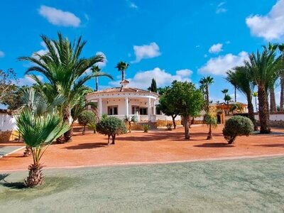 Cortijo/Finca for sale in Catral, Alicante