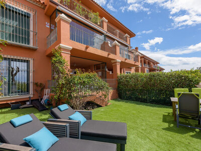Apartment for sale in Benahavis, Malaga