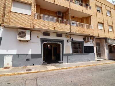 Commercial à vendre en Los Montesinos, Alicante