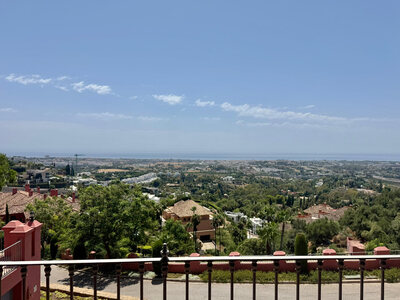 Apartamento en venta en Benahavis, Malaga