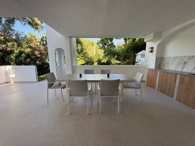 Apartment for sale in Estepona, Malaga