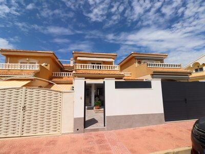 Duplex/Townhouse for sale in Benijofar, Alicante